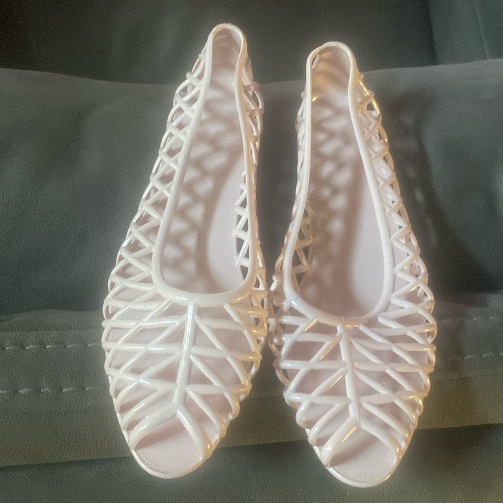 Light pink flat sandal beach pool shoe open toe lattice style made in USA